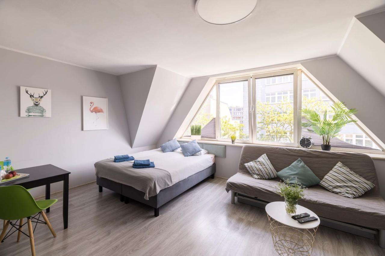 Apartamenty Stare Zoo พอซนาน ภายนอก รูปภาพ